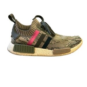 Men's ADIDAS Originals NMD R1 Primeknit Colorways Size 7